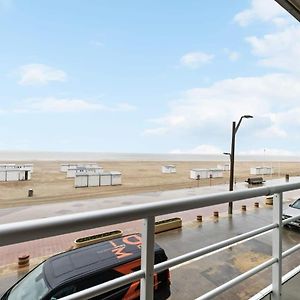 Huswell - Apartment With Frontal Sea View In Knokke
